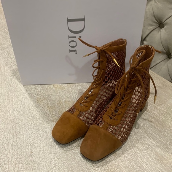 DIOR Naughtily-D suede booties - Picture 3 of 11